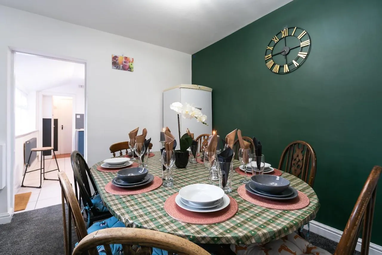 Jesouth Homey 5 Bedrooms 9 Beds - Contractors - Leisure - Central Location Kingston upon Hull Hébergement de vacances